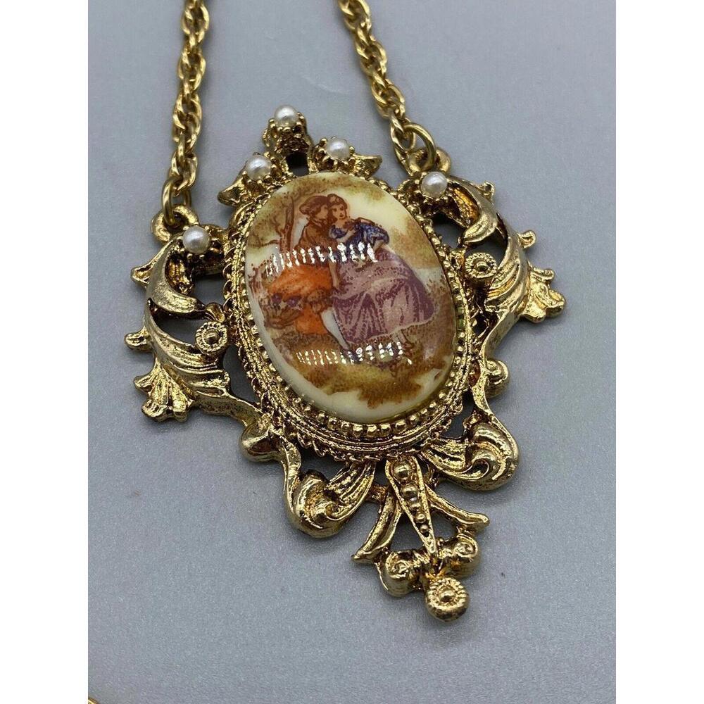 Renaissance Revival Couple Bolo Tie Gold Tone Pearl Double Strand Necklace Rare - Picture 3 of 16